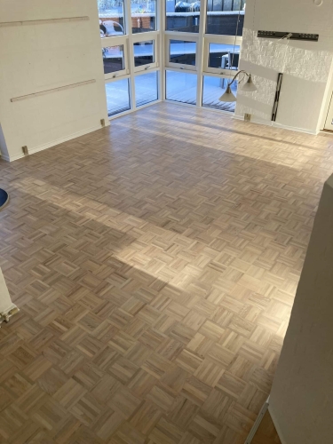 Gulvafslibning af mønstret gulv