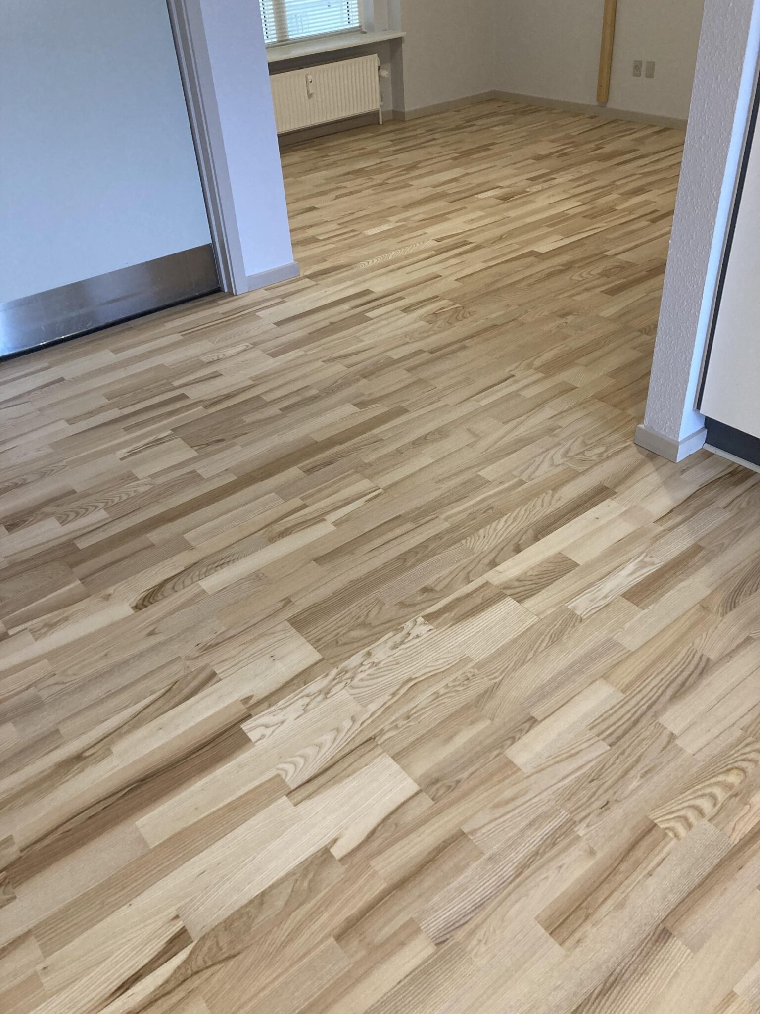 Gulvafslibning af lyst trægulv